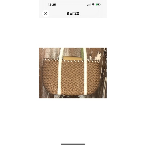 Brighton Bags Brighton Straw Shoulder Bag‎ with Leather Flower - Picture 6 of 9